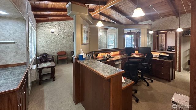 1006 Broadway Street, Longview, WA 98632