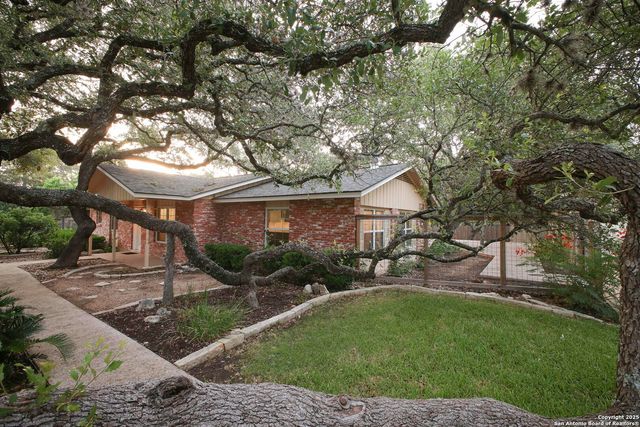 205 El Cerrito, San Antonio, TX 78232