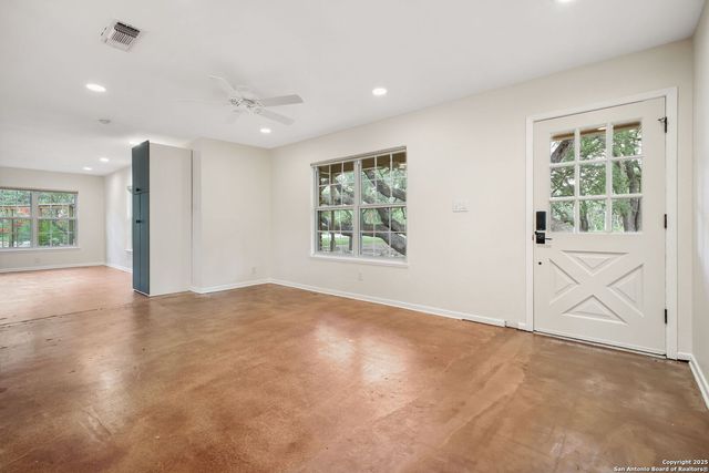 205 El Cerrito, San Antonio, TX 78232
