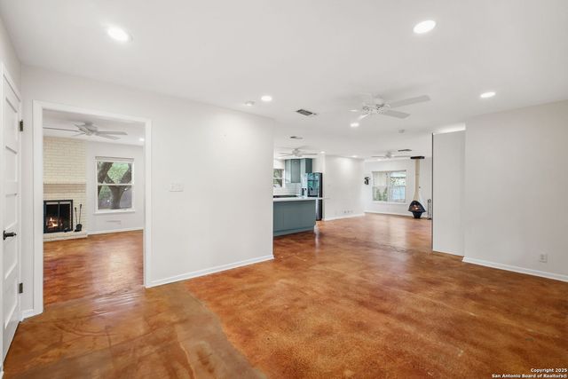 205 El Cerrito, San Antonio, TX 78232
