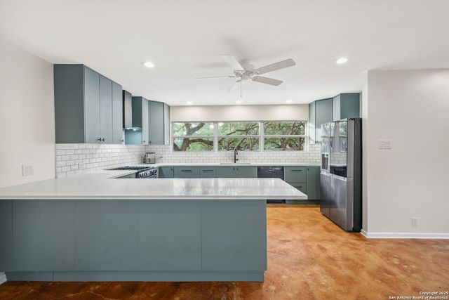 205 El Cerrito, San Antonio, TX 78232