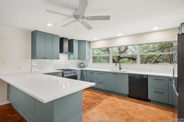 205 El Cerrito, San Antonio, TX 78232