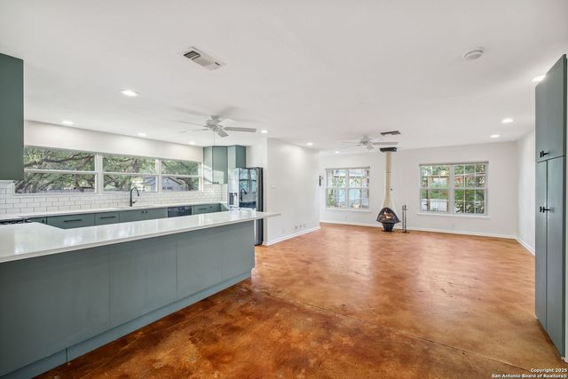 205 El Cerrito, San Antonio, TX 78232
