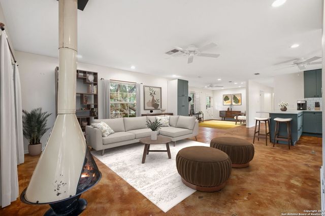 205 El Cerrito, San Antonio, TX 78232