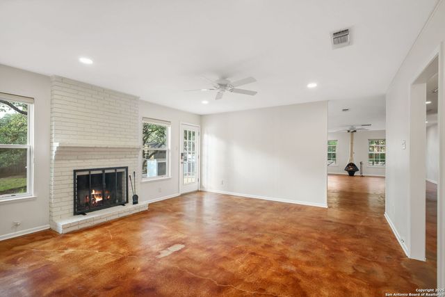 205 El Cerrito, San Antonio, TX 78232