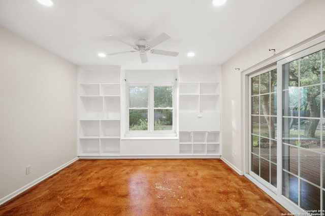 205 El Cerrito, San Antonio, TX 78232