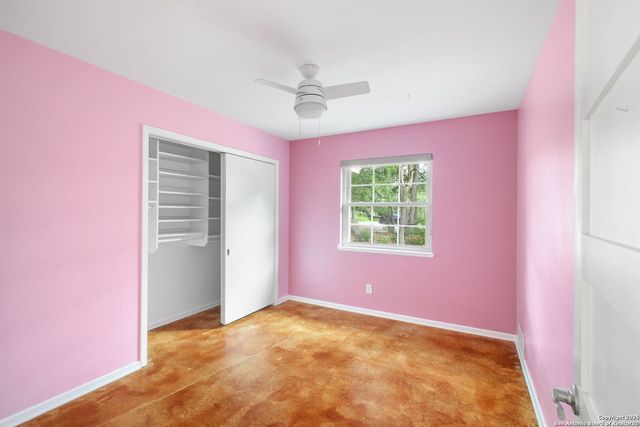 205 El Cerrito, San Antonio, TX 78232
