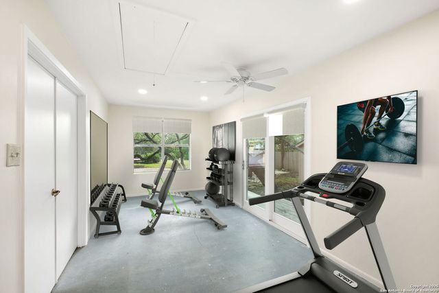 205 El Cerrito, San Antonio, TX 78232