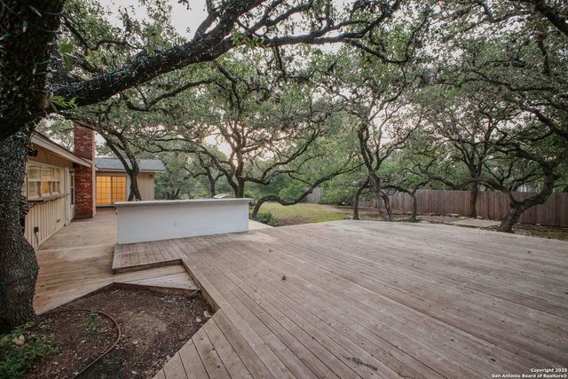 205 El Cerrito, San Antonio, TX 78232