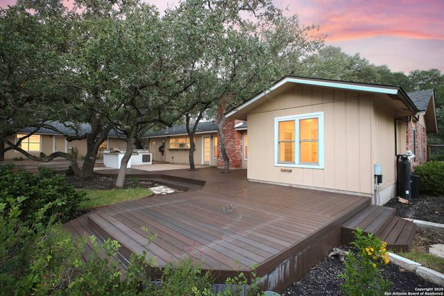 205 El Cerrito, San Antonio, TX 78232