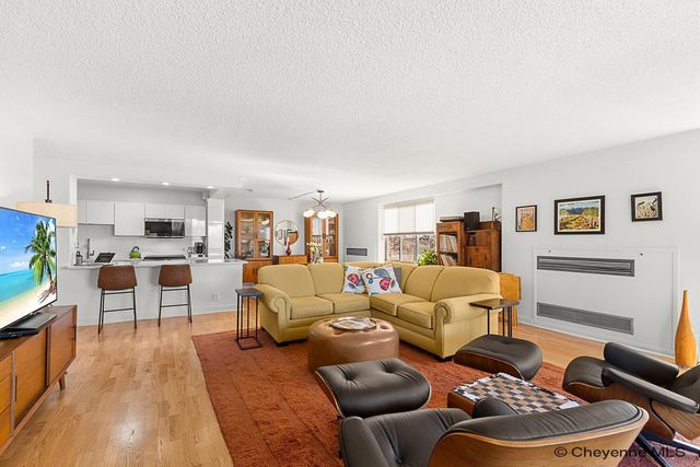 1717 Alexander Ave Apt 302, Cheyenne, WY 82001