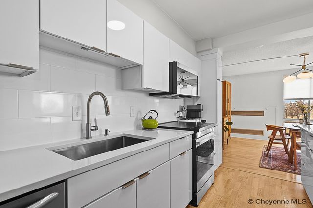 1717 Alexander Ave Apt 302, Cheyenne, WY 82001