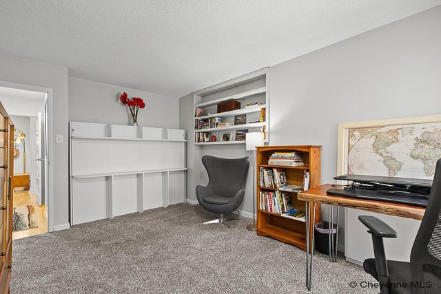 1717 Alexander Ave Apt 302, Cheyenne, WY 82001