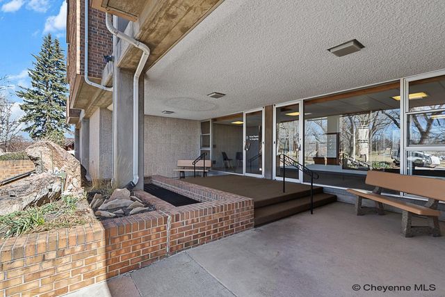 1717 Alexander Ave Apt 302, Cheyenne, WY 82001