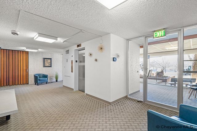 1717 Alexander Ave Apt 302, Cheyenne, WY 82001