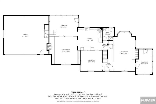 39 Hollis Drive, Ho-ho-kus, NJ 07423