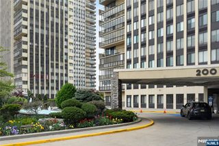 200 Winston Drive 317, Cliffside Park, NJ 07010