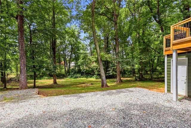 125 Fennell Drive, Kernersville, NC 27284