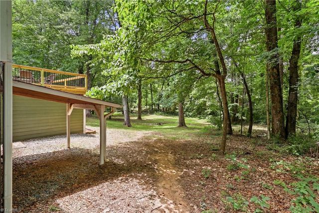 125 Fennell Drive, Kernersville, NC 27284