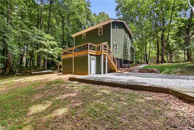 125 Fennell Drive, Kernersville, NC 27284