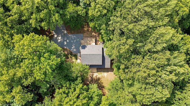 125 Fennell Drive, Kernersville, NC 27284