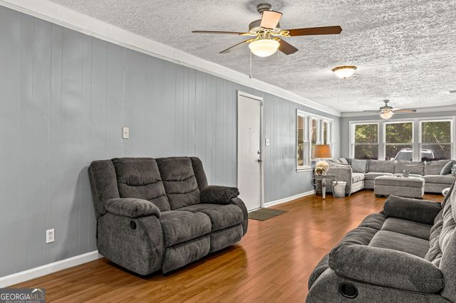 41 Melvin Phillips Road, Newnan, GA 30263