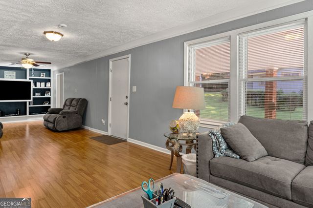 41 Melvin Phillips Road, Newnan, GA 30263
