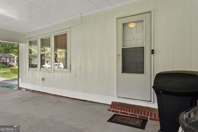 41 Melvin Phillips Road, Newnan, GA 30263
