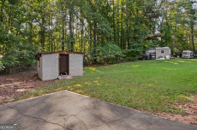 41 Melvin Phillips Road, Newnan, GA 30263