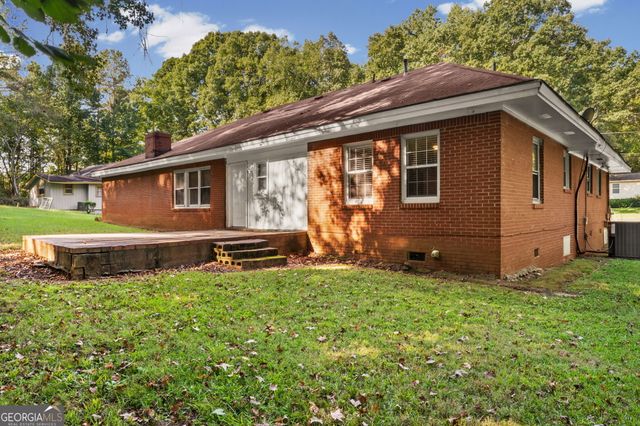 41 Melvin Phillips Road, Newnan, GA 30263