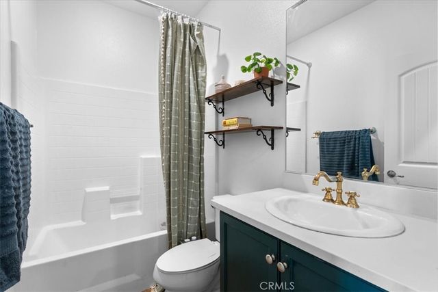 18037 Milkweed Lane, San Bernardino, CA 92407