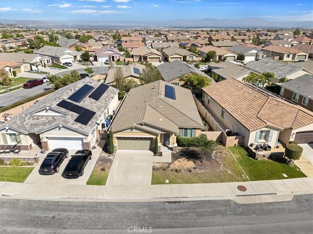 18037 Milkweed Lane, San Bernardino, CA 92407