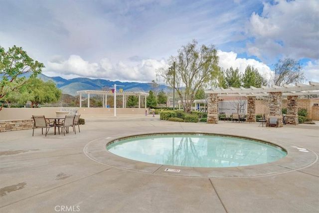 18037 Milkweed Lane, San Bernardino, CA 92407