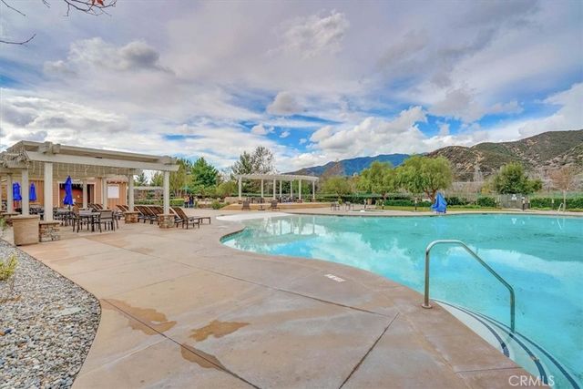 18037 Milkweed Lane, San Bernardino, CA 92407