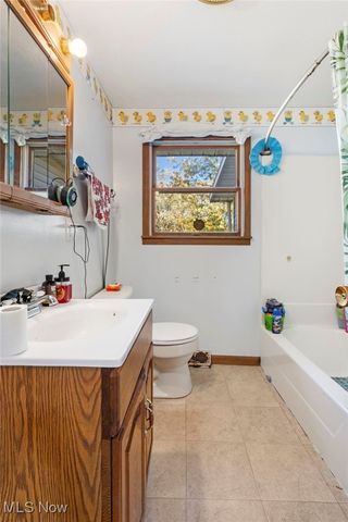 1046 W Ohio Avenue, Sebring, OH 44672