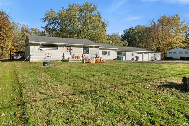 1046 W Ohio Avenue, Sebring, OH 44672