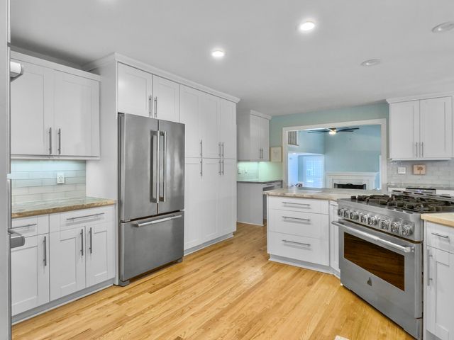 102 Castle Harbor Drive, Summerville, SC 29483