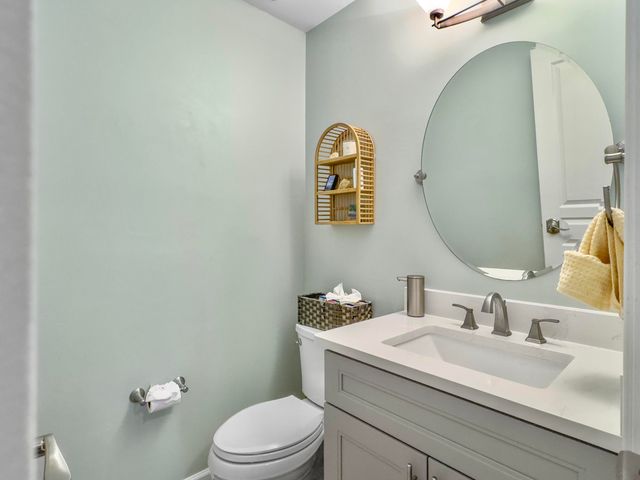 102 Castle Harbor Drive, Summerville, SC 29483