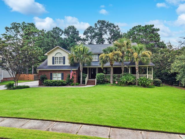102 Castle Harbor Drive, Summerville, SC 29483