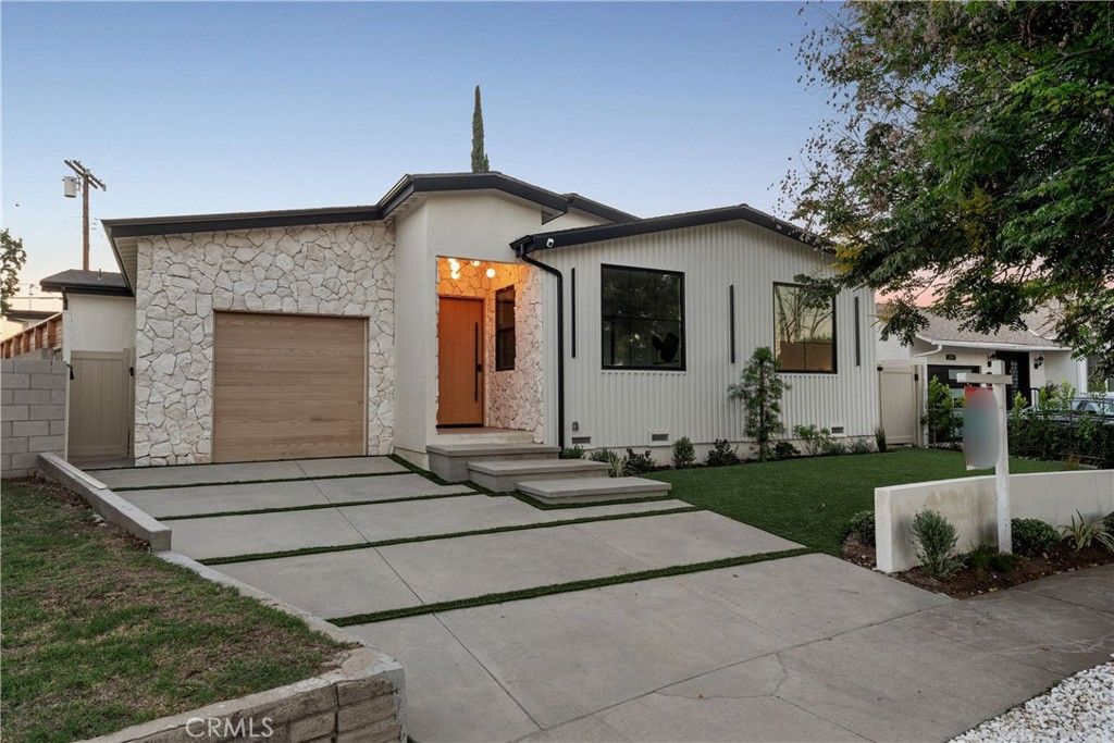 18023 Tiara, Encino, CA 91316 — exterior