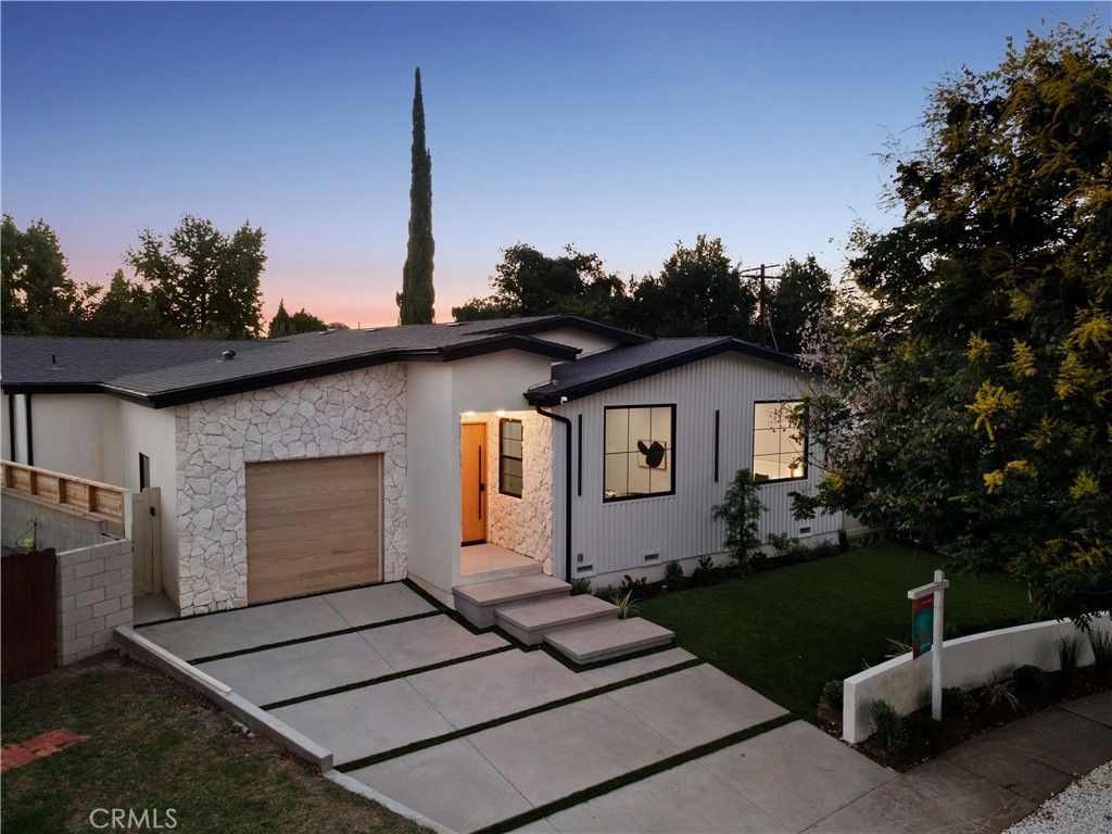 18023 Tiara, Encino, CA 91316 — photo 2