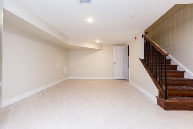1804 E HUNTINGDON ST, Philadelphia, PA 19125