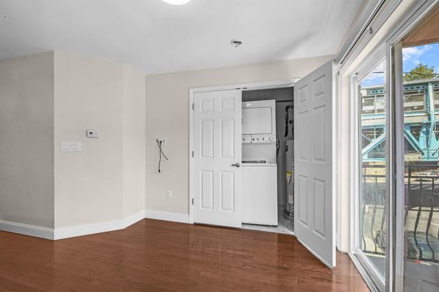 1804 E HUNTINGDON ST, Philadelphia, PA 19125
