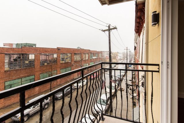1804 E HUNTINGDON ST, Philadelphia, PA 19125