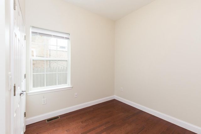 1804 E HUNTINGDON ST, Philadelphia, PA 19125