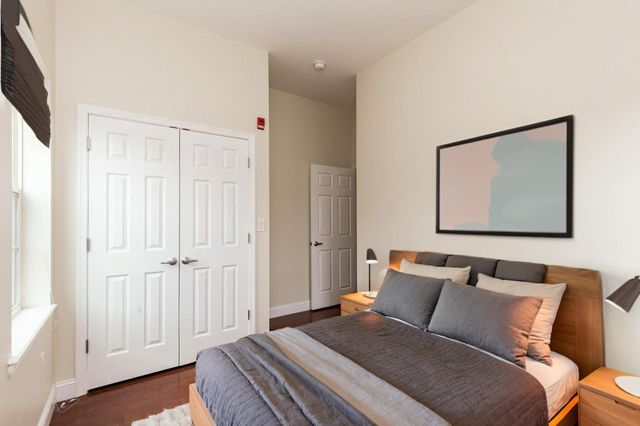 1804 E HUNTINGDON ST, Philadelphia, PA 19125