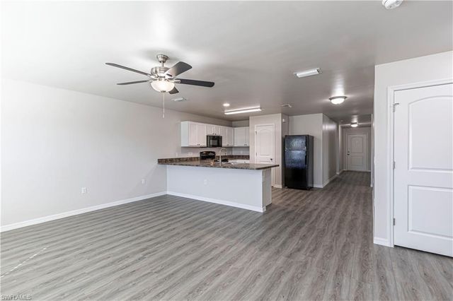 2824 NW 21st PL, Cape Coral, FL 33993