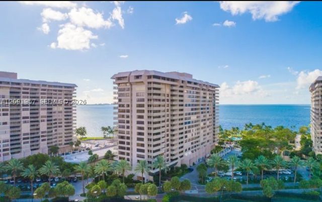 2 Grove Isle Dr B609, Miami, FL 33133