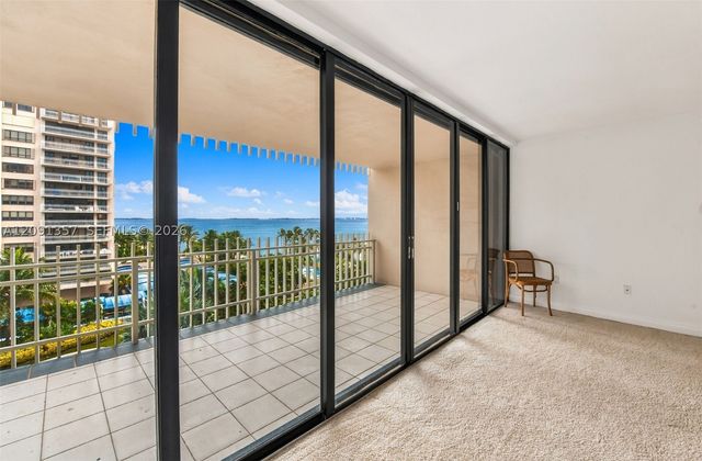 2 Grove Isle Dr B609, Miami, FL 33133