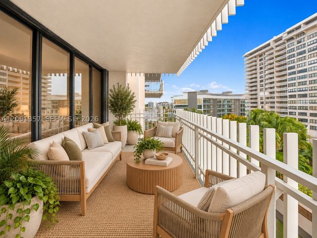 2 Grove Isle Dr B609, Miami, FL 33133